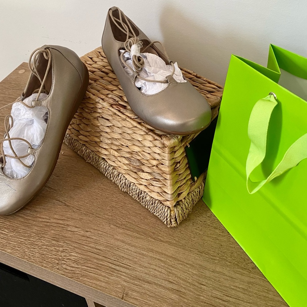Abeo brand shoes ; size 7; metallic gold; never worn